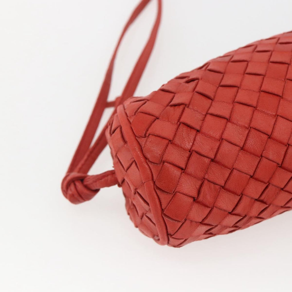 Bottega Veneta Intrecciato Clutch Bag Leather Red Leather Clutche & Pouche Bag
