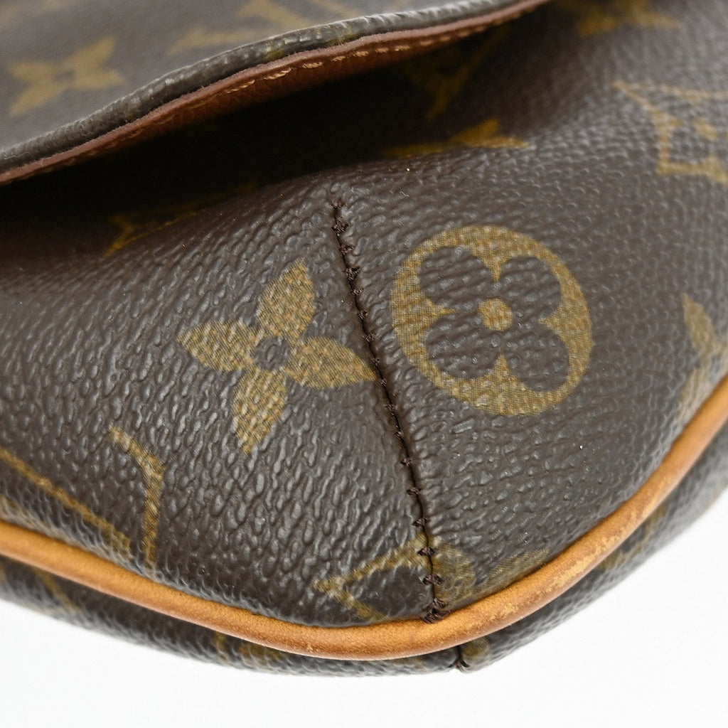 Louis Vuitton Musette Salsa Handbag Monogram Canvas Brown Canvas Shoulder Bag