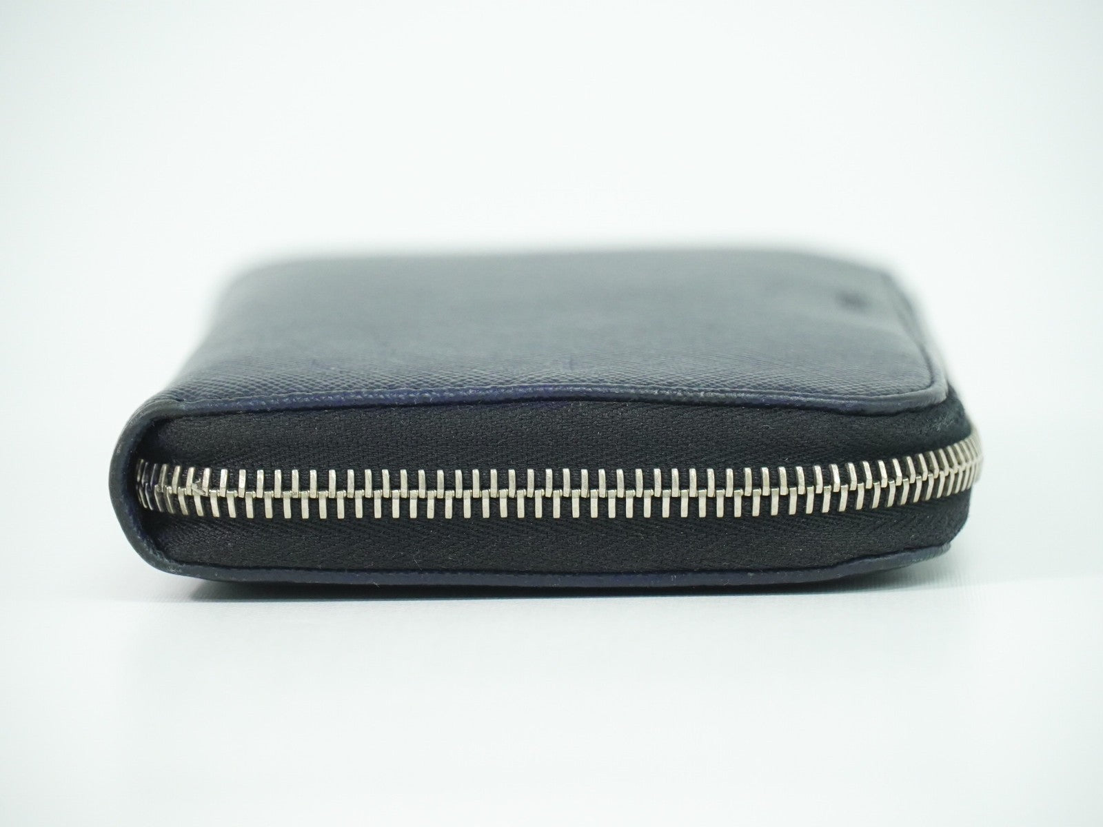 Prada Saffiano Wallet Leather Navy Leather Wallets Accessory