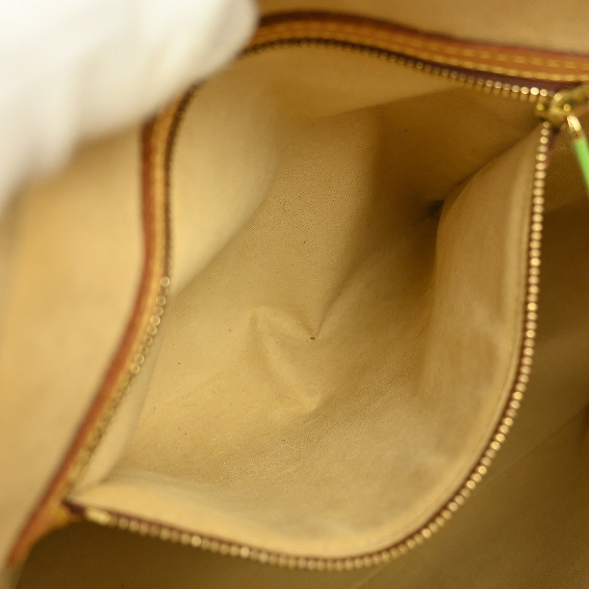 Louis Vuitton Monogram Looping Handbag Monogram Canvas Brown Canvas Shoulder Bag