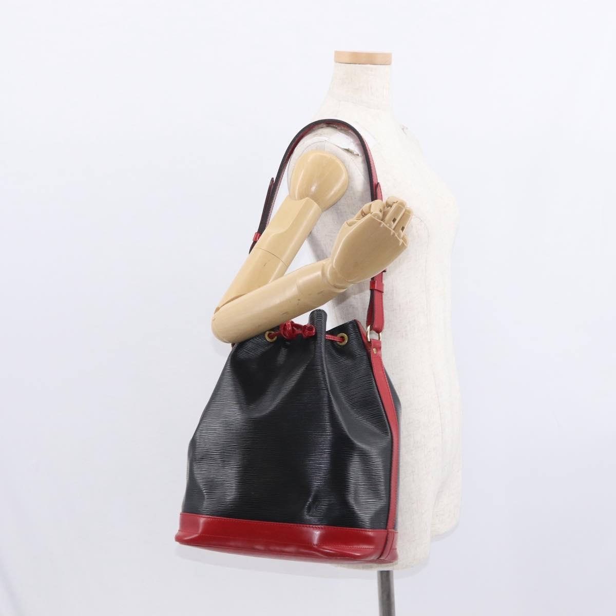 Louis Vuitton Bicolor Noe Handbag Epi Leather Black Leather Shoulder Bag
