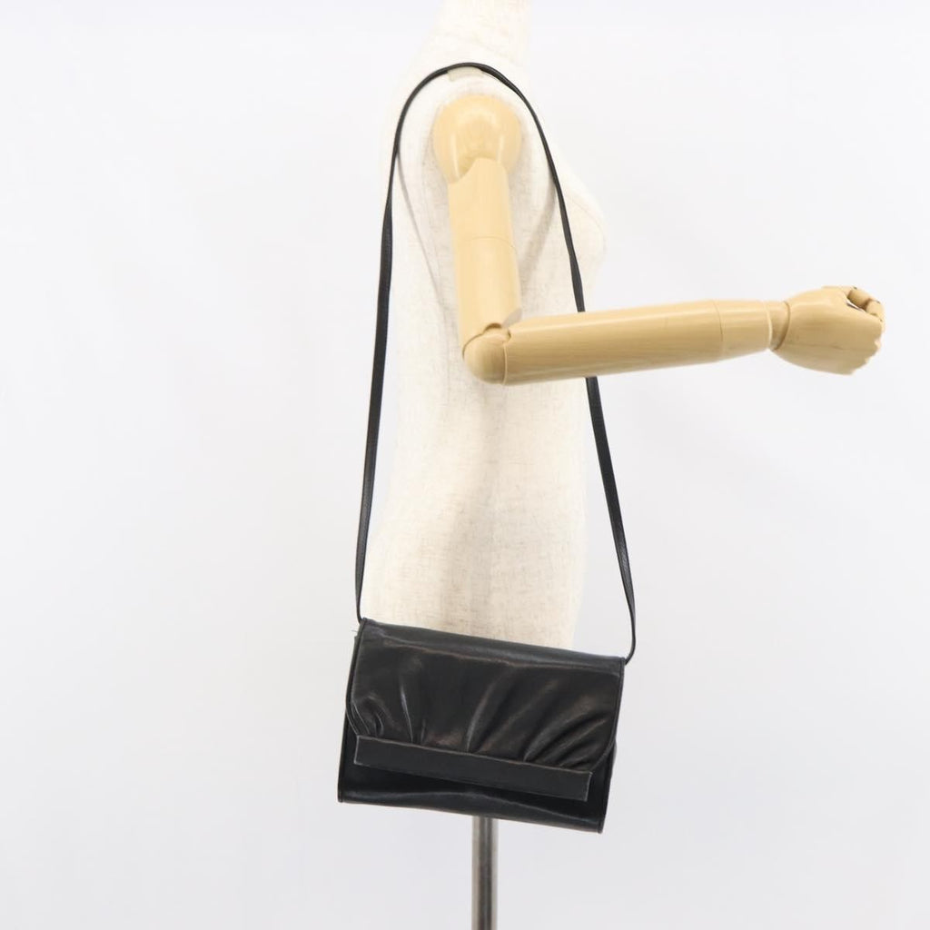 Gucci Vintage Shoulder Bag Leather Black Leather Shoulder Bag Bag (Pre-Owned)