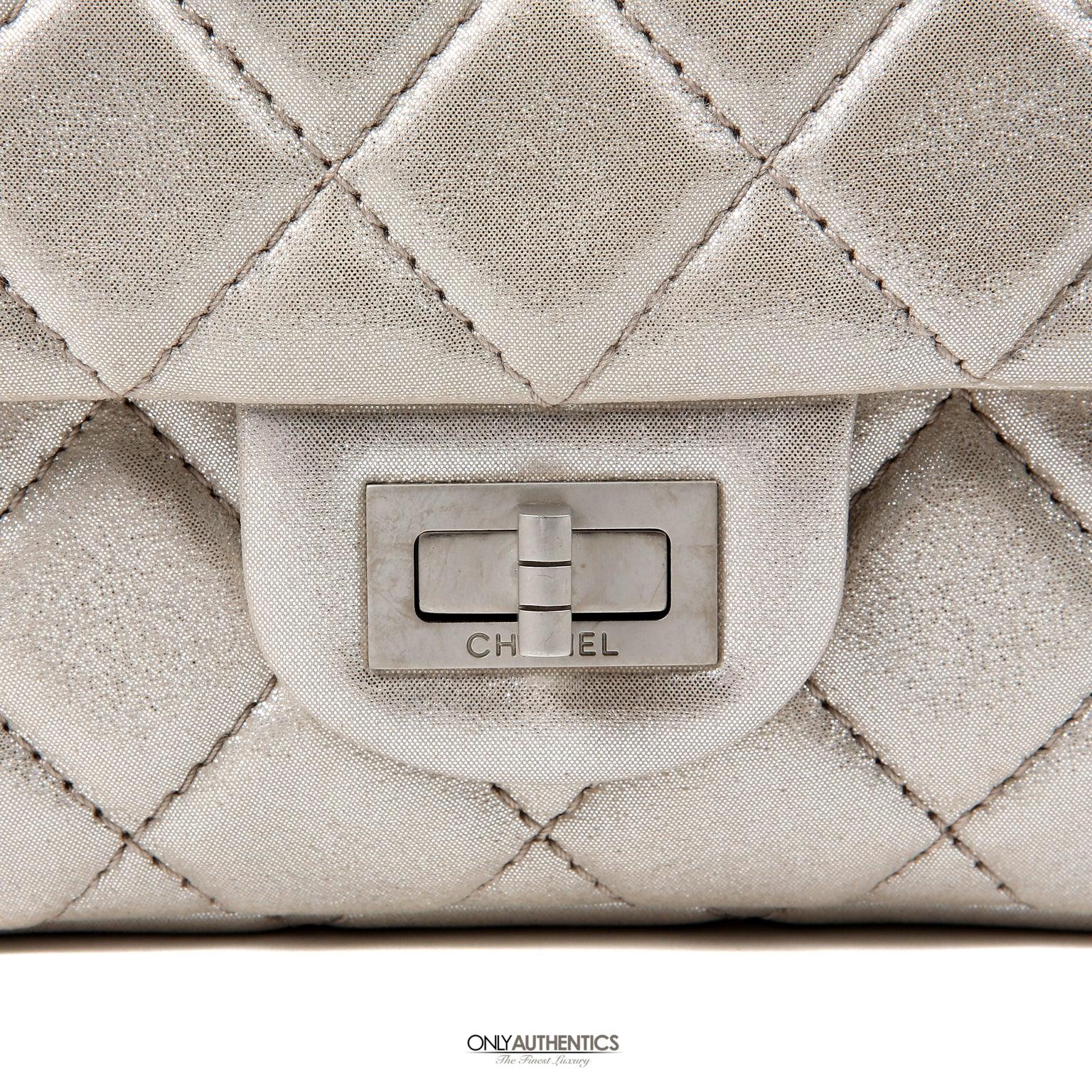 Chanel SiLouis Vuittoner Gold Leather Roll Handle Reissue Clutch