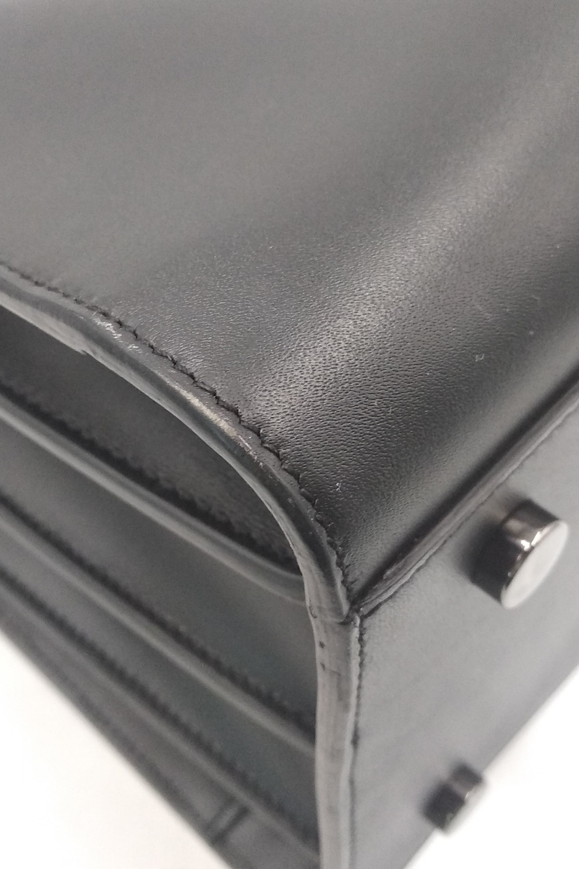 Classic Small Sac De Jour Black in Smooth Leather Black