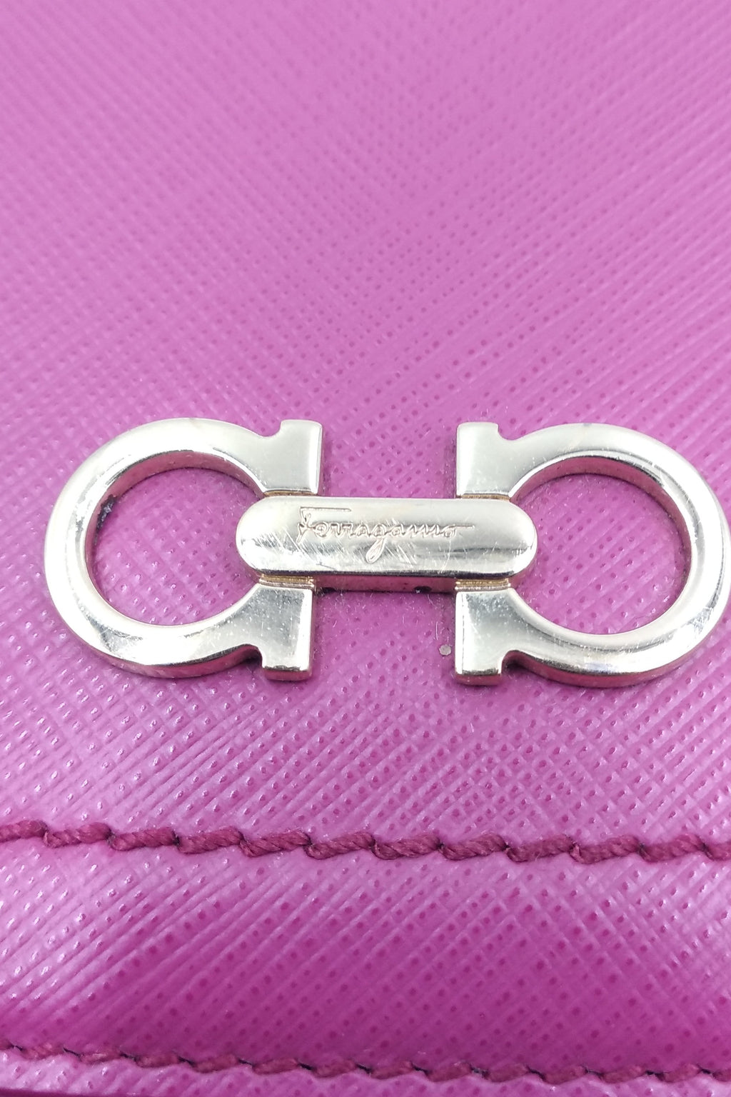 Double Gancio Shoulder Bag Fuchsia