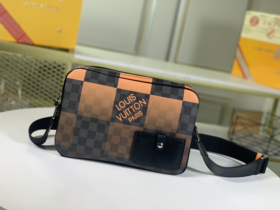 Elite Carryalls