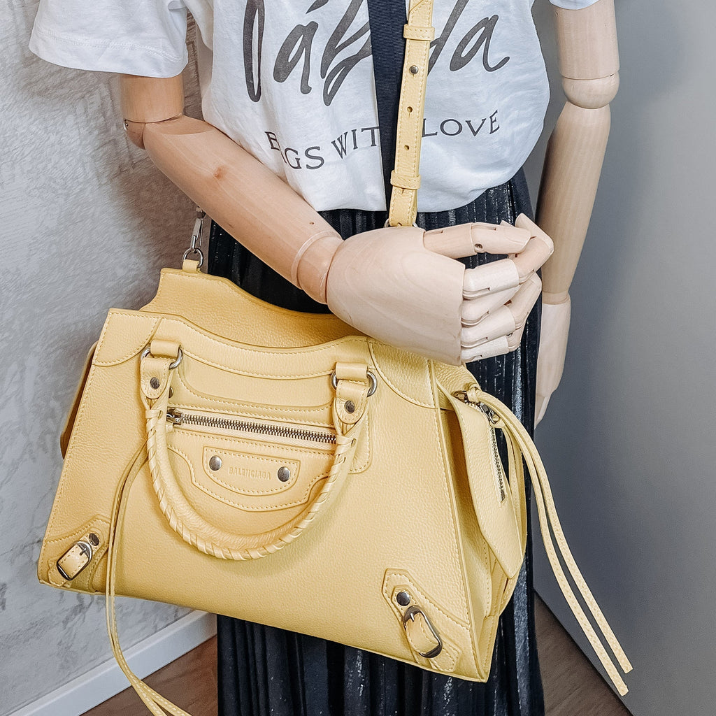 Neo Classic City Medium Leather Yellow Bag