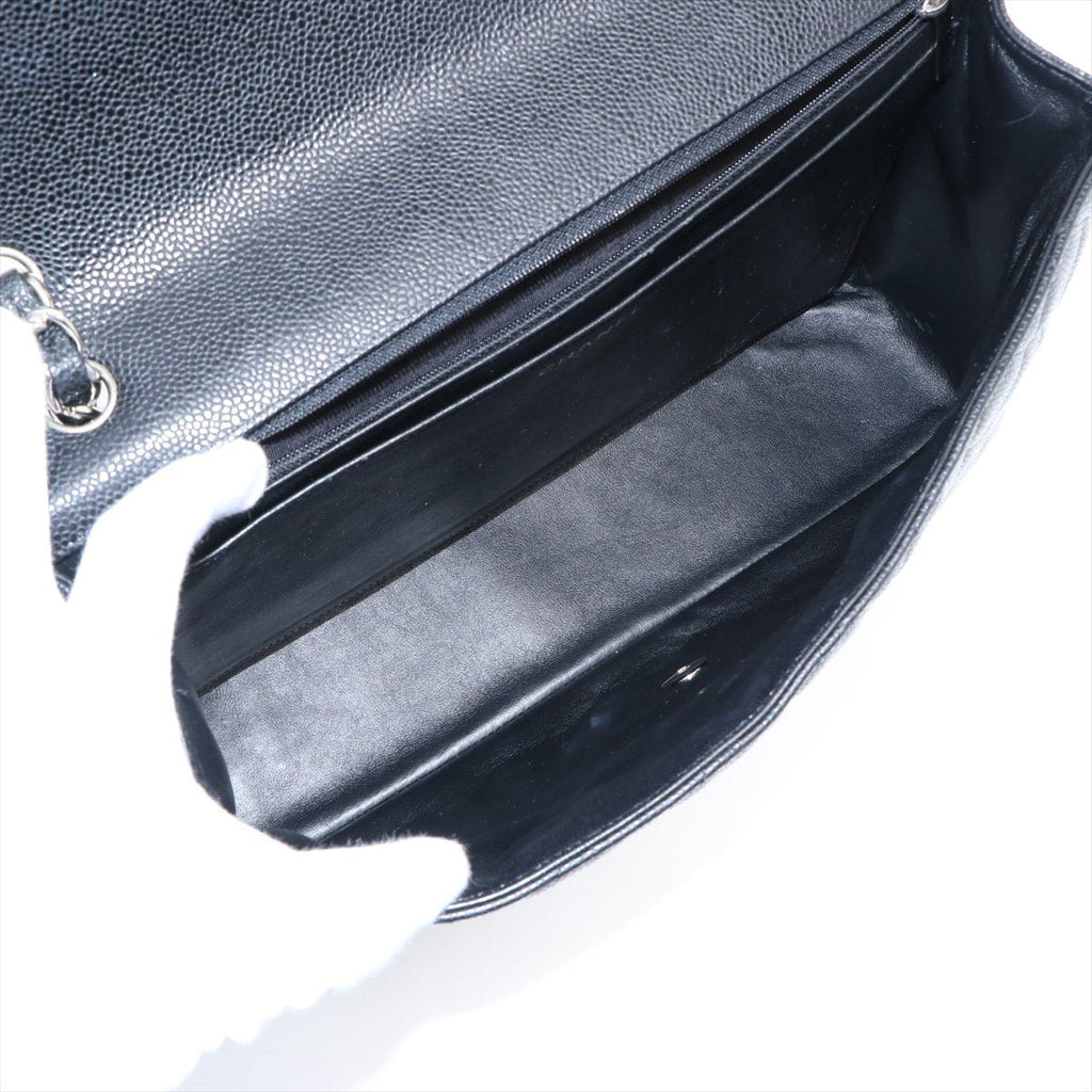 Maxi Classic Single Flap in Black Quilted Caviar Leather SiLouis Vuittoner Hardware