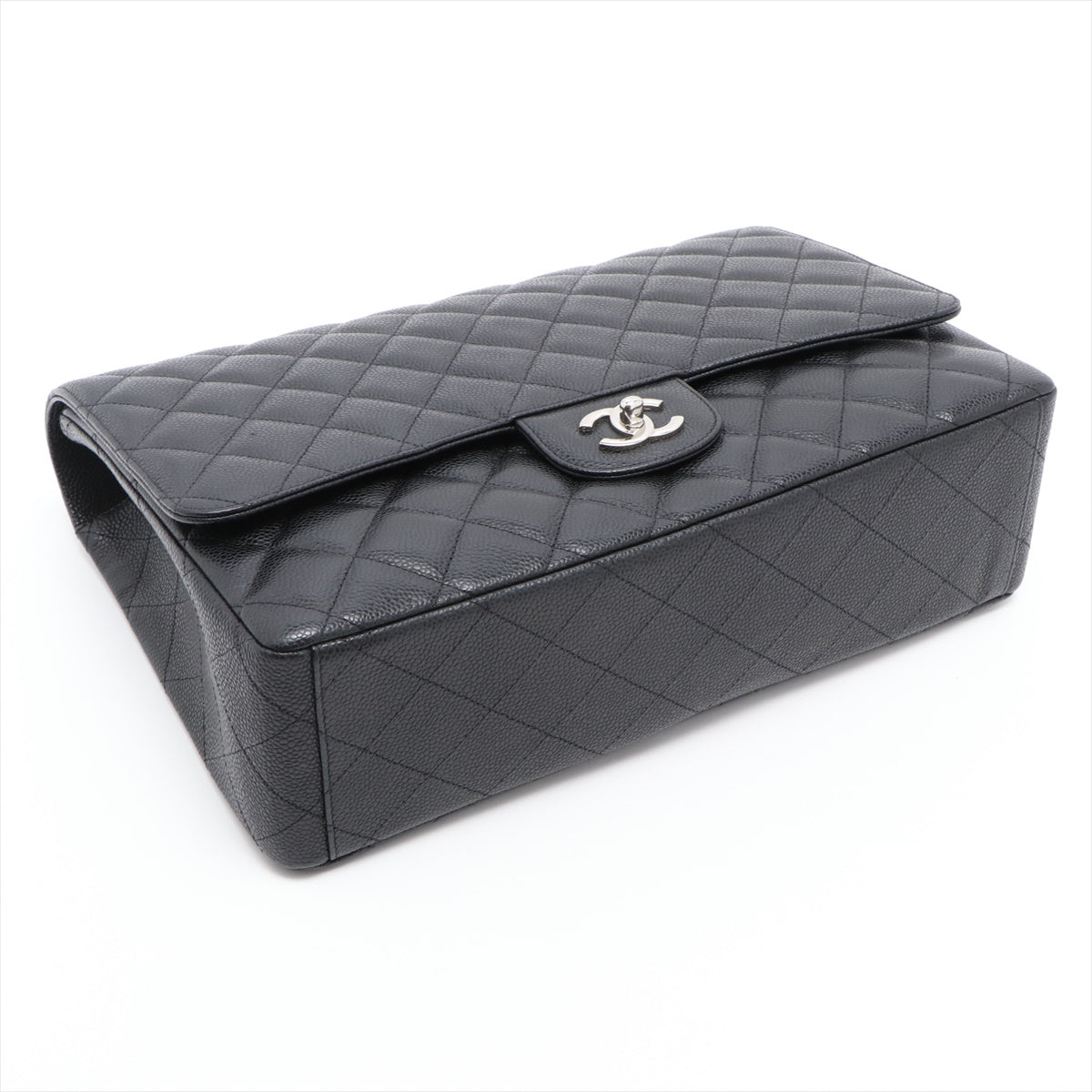 Maxi Classic Single Flap in Black Quilted Caviar Leather SiLouis Vuittoner Hardware
