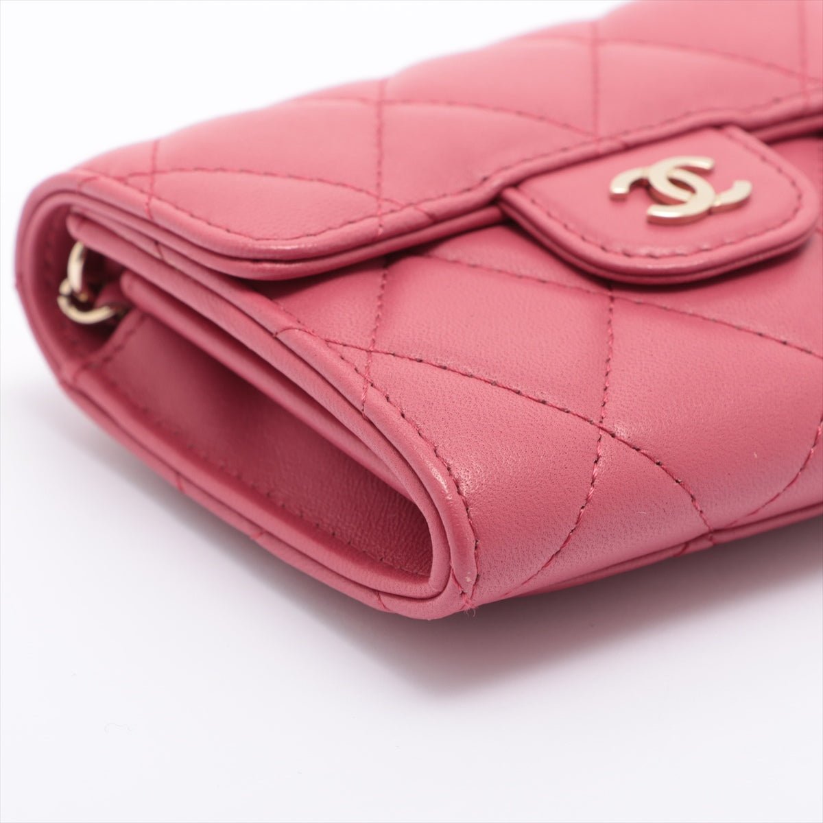 Mini Clutch With Chain in Pink Matelasse Lambskin and Gold