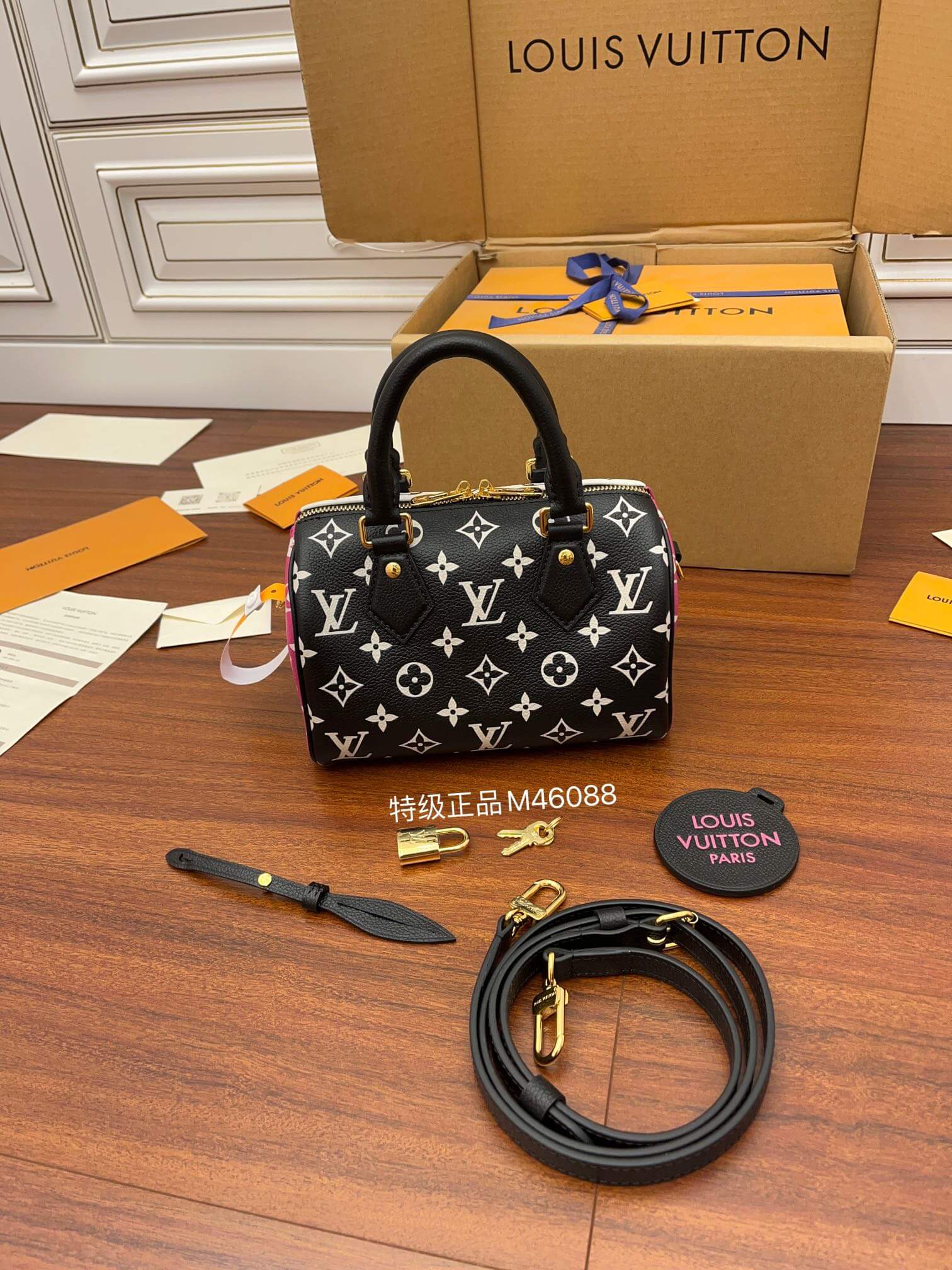 M46088 Speedy Bandouliere 20 Bag ROSE BLACK WHITE