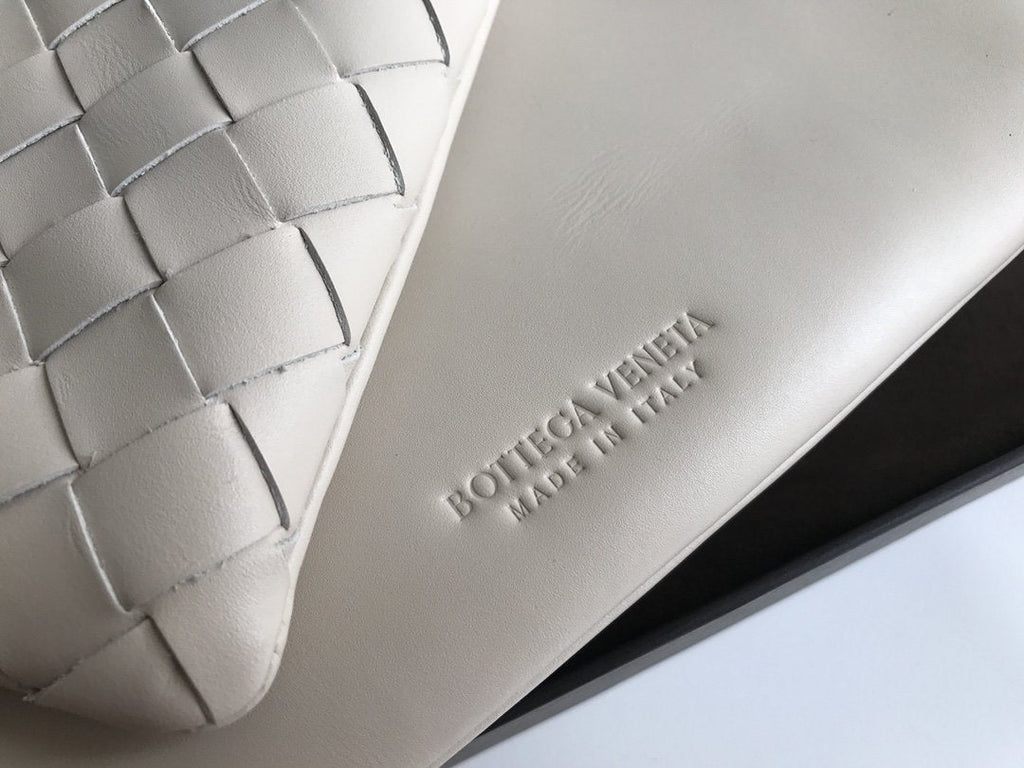 Bottega Veneta Crossbody Bag White, For Women, Bags 10.2in/26cm