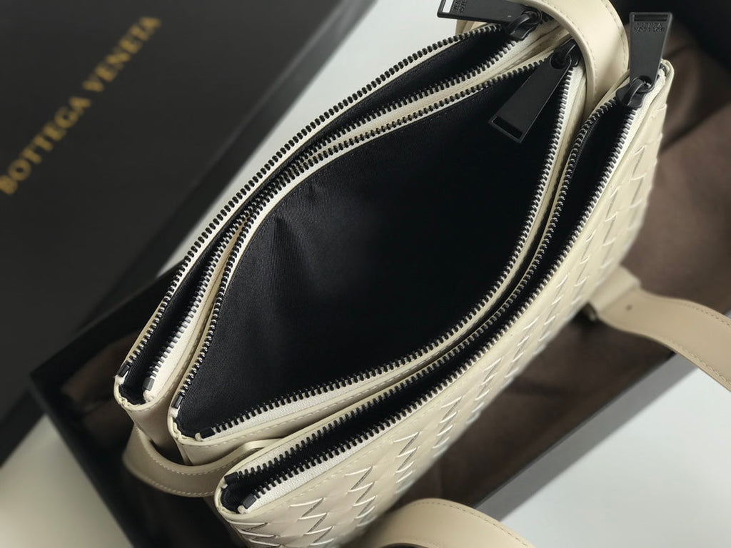 Crossbody Bag White, For Women, Bags 10.2in/26cm