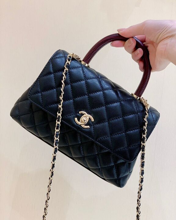 ChanelMeGLAMIum GlamIap Bag With Top Handle Navy Blue For Women, WomenÃ¢â‚¬â„¢s Handbags, Shoulder And Crossbody Bags 9in/23cm A92990