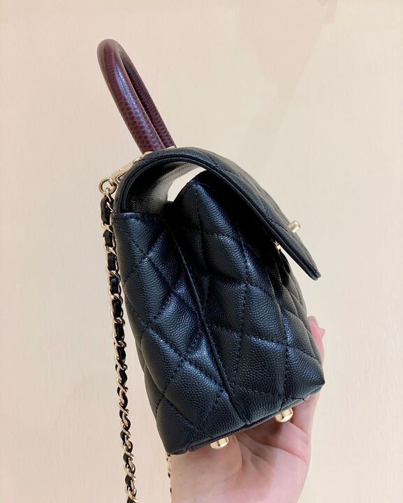 ChanelMeGLAMIum GlamIap Bag With Top Handle Navy Blue For Women, WomenÃ¢â‚¬â„¢s Handbags, Shoulder And Crossbody Bags 9in/23cm A92990