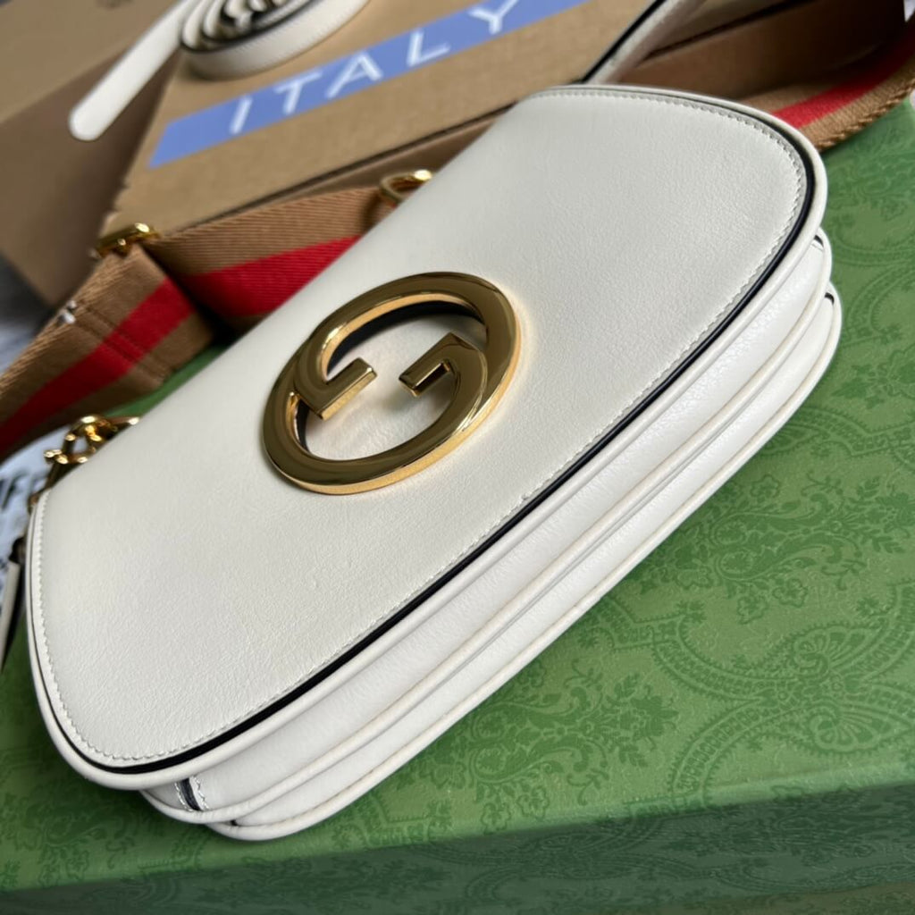 GC698643 shoulder bag brown?white?black
