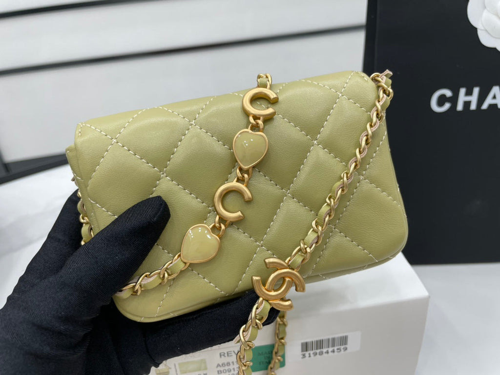 Chanel Classic GLAMIstressed Green For Women Bags 4.7in/12cm