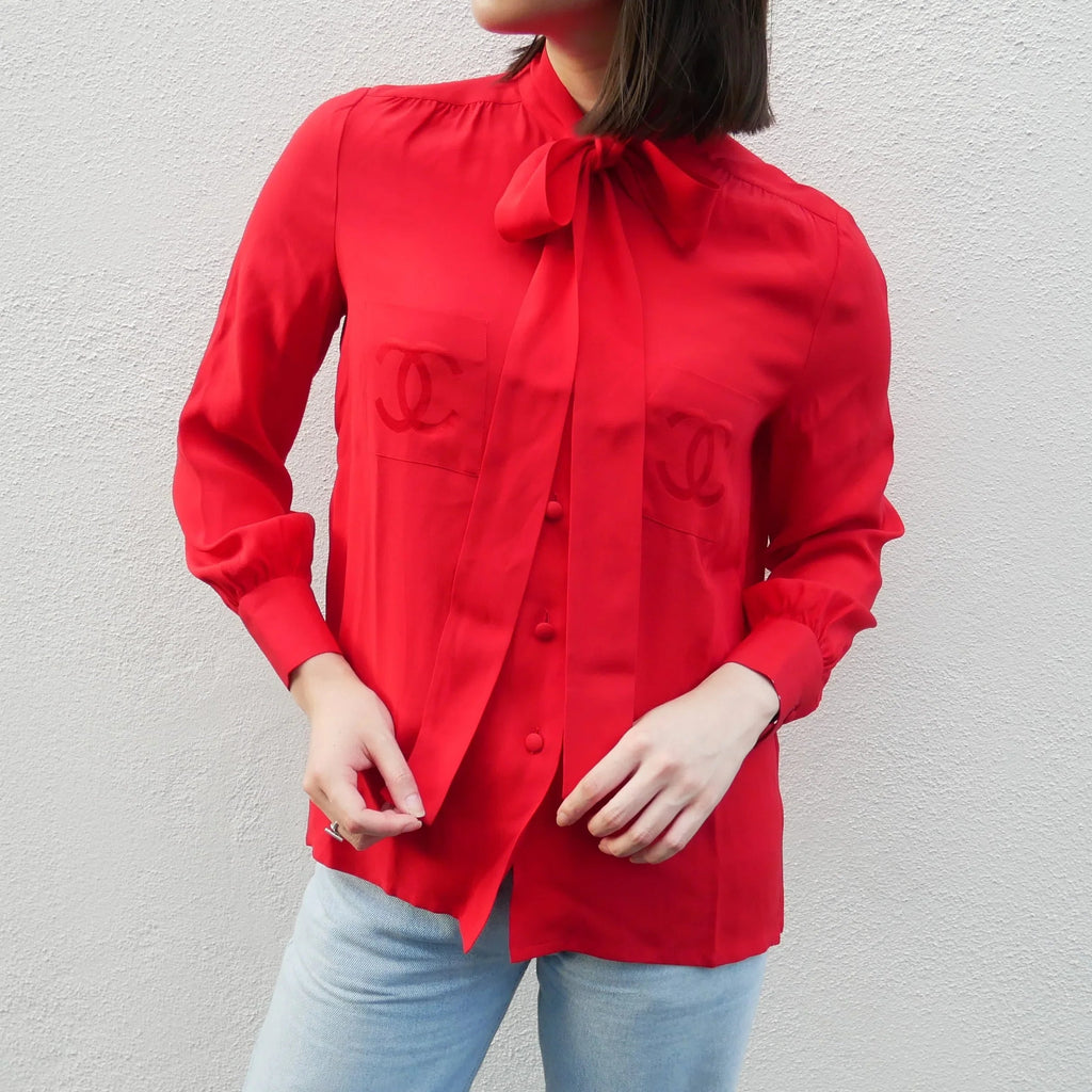 CHANEL 1970s logo print pussy bow shirt